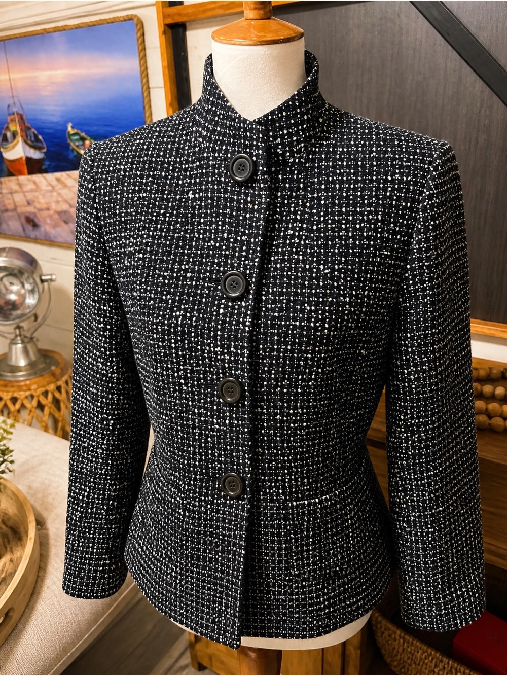 Tahari Arthur S. Levine Tweed Jacket Size 10 Black White Classic Blazer - Picture 3 of 6